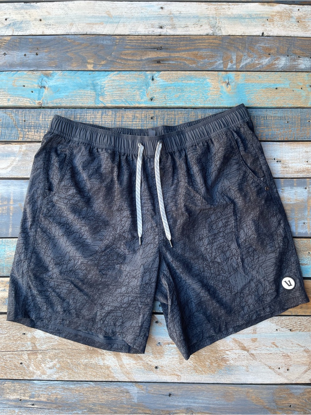 Vuori Men's Charcoal Abstract Print Performance Board Shorts XXL